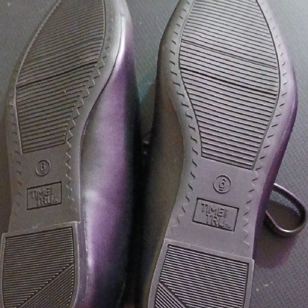 Time and Tru Black Mary Jane Shoes